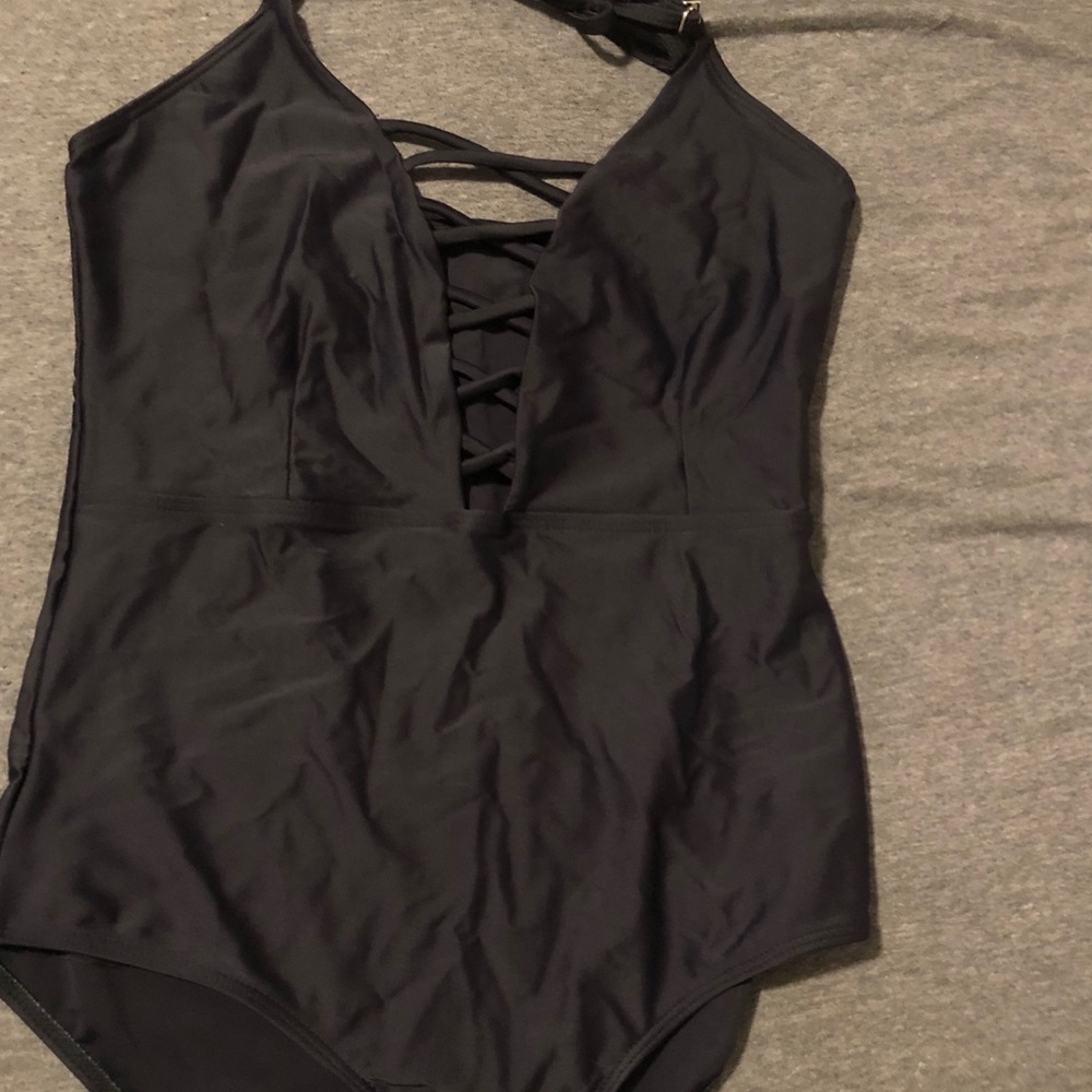 One piece bathing suit